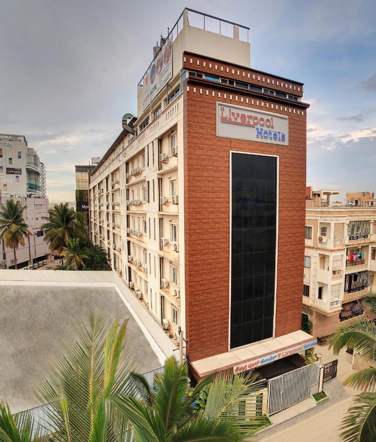 העיר בנגלור The Liverpool Blue Hotels מראה חיצוני תמונה